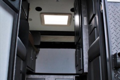 Overlander-entrance